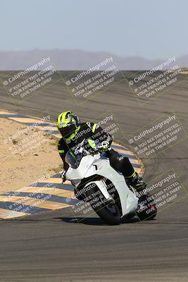 media/Mar-28-2022-Superbike Trackdays (Mon) [[b8603d0f67]]/Open Track Time/Turns 9 and 10/